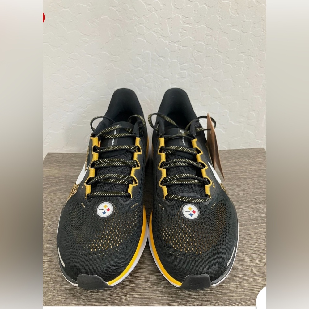 Nike Air Zoom Pegasus 41
Pittsburgh Steelers Running Shoes
 Size 13 NWT